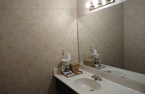 Counce Hotel | Stone Brook Inn
