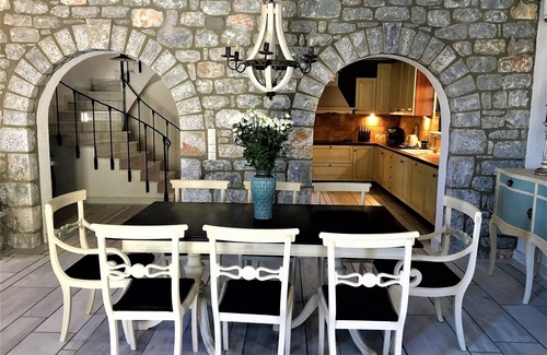 Selinitsa Villa | Stone-built cottage in Gythio, Mani | ‘Liopetra’