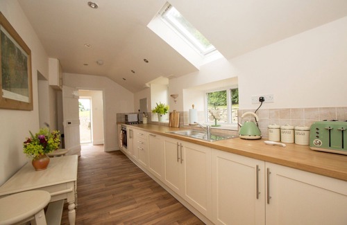 Hallington Cottage | Stone Built Cottage with Large Enclosed Garden & Private Lake Area