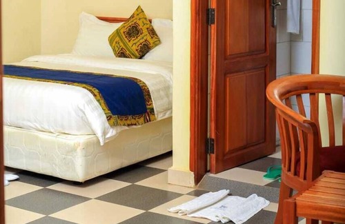 Lugazi Hotel | Stone Castle Inn