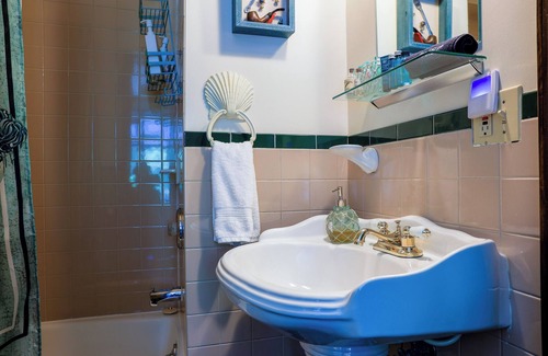 Burns Park Bed & Breakfast | Stone Chalet B&B Inn and Event Center