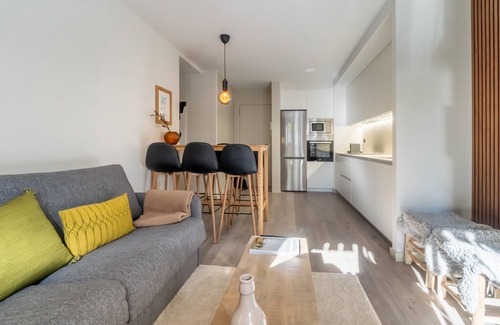 Benasque Apartment | Stone Chalet near Benasque and Scenic Lake