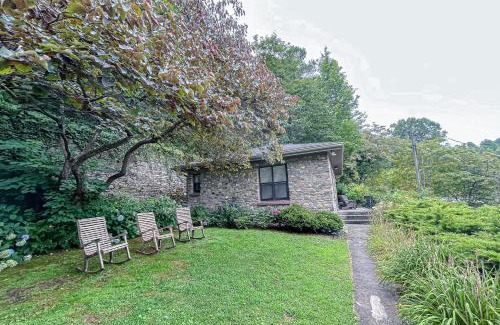 Lake Junaluska House | Stone Cottage 1973
