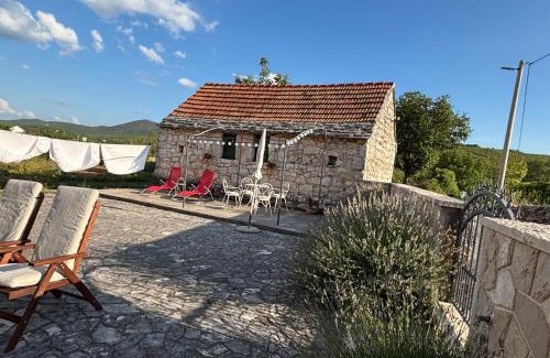 Central Dalmatia Apartment | Stone cottage Aria
