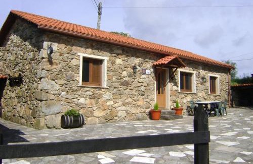 Curtis House | Stone Cottage FISTERRA