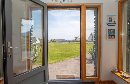 Ballinskelligs Apartment | Stone Cottage Holiday Home Ballinskelligs