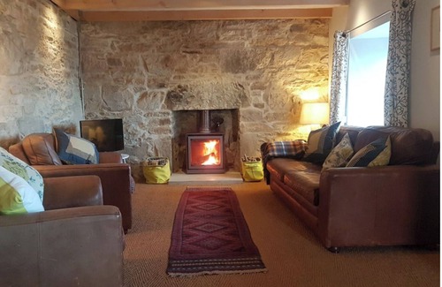 Sleat House | Stone Cottage Skye - Cosy Coastal Cottage. Unique blend of Traditional & Modern.