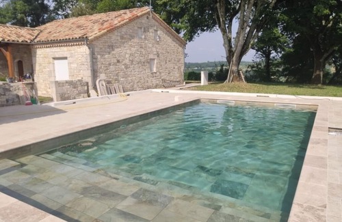 Monbalen House | Stone country house with new swimming pool and summer kitchen