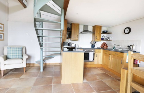 Spaunton Cottage | Stone Cross