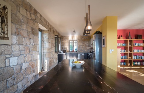 Ano Kalon Neron Villa | Stone Family Villa & Pool near Sandy Sea Turtle Beaches & Ancient Sites