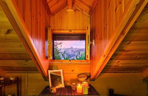 Artemisia Ski Chalet | Stone Forest Escape - Cozy Cinema & Starry Sky