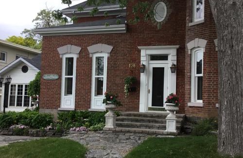 Trenton House | Stone Garden Inn