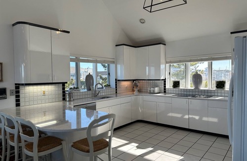 Stone Harbor House | Stone Harbor Bayfront