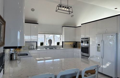 Stone Harbor House | Stone Harbor Bayfront
