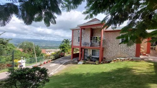 Mandeville Apartment | Stone Haven