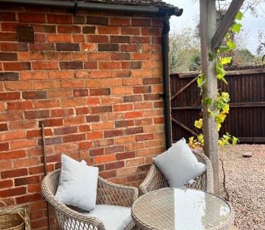 Shrawley Bed & Breakfast | Stone Hill Farm B&B