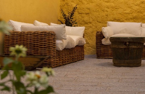 Becerril de la Sierra Cottage | Stone house in Sierra del Guadarrama Natural Park country decoration