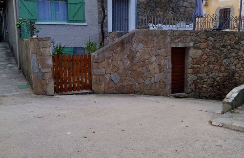 Cannelle House | STONE HOUSE 55M2 15 MINUTES FROM THE SEA