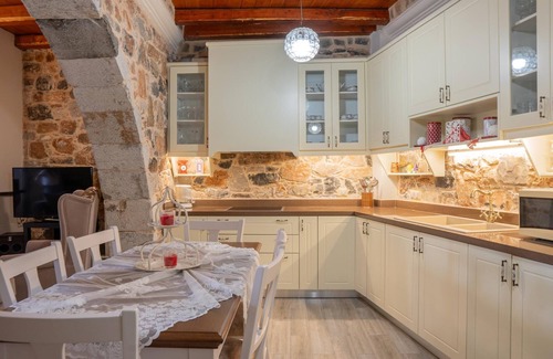 Ano Karouzana House | Stone House Ano Karouzano