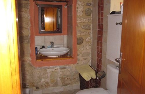 Evrostina House | Stone House by the sea