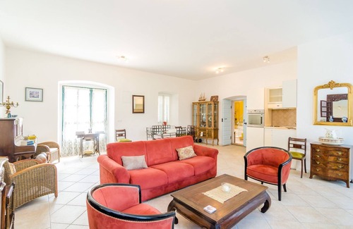 Gruda House | Stone House 'DiMaTo' - Four Bedroom Holiday Home with Terrace