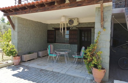 Dirfys-Messapia Villa | Stone house