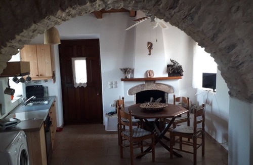 Kithira House | STONE HOUSE