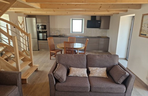 La Gueriniere House | Stone house, Ile de Noirmoutier, fully restored, 200m from the sea