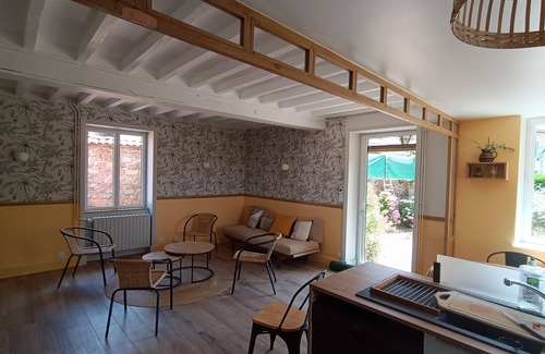 Sarcey House | Stone house in Sarcey en Beaujolais 12 people
