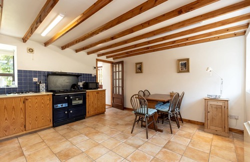 Montfield House | Stone House, Killinick, Rosslare Strand, Co. Wexford - 4 Bedroom House Sleeps 7