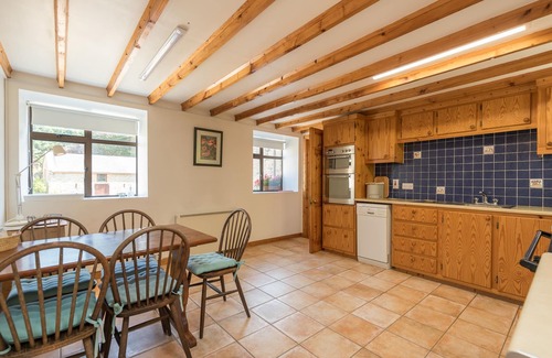 Montfield House | Stone House, Killinick, Rosslare Strand, Co. Wexford - 4 Bedroom House Sleeps 7