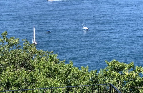 South Shore Hotel Area House | Stone house overlooking the Sea and the Jungle