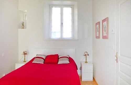 Plougrescant House | Stone House near Pink Granite Coast Beaches