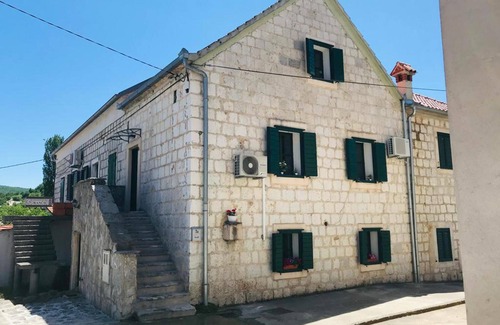 Trilj House | Stone House Saint Michael