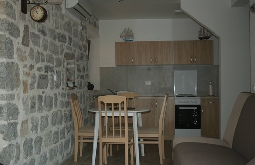 Kotor Municipality Apartment | Stone House - Sea View - Apartment Miho