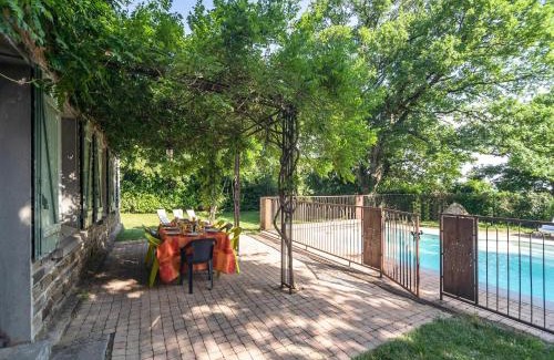 Saint-Denis Villa | Stone House St Denis with Pool & Views