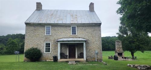 Luray House | Stone House