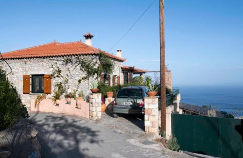 Livadi House | Stone house with panoramic view