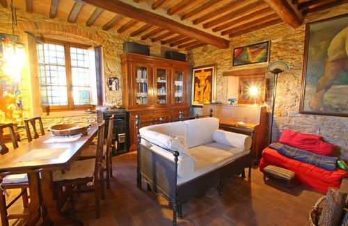 Ripa-Pozzi-Ponterosso Villa | Stone house with Sea View for 5 People above Forte dei Marmi, A/C, WiFi
