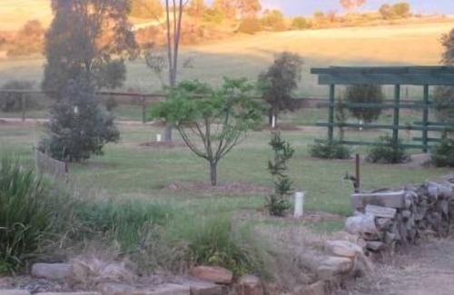 Appila Cottage | Stone Hut Cottage