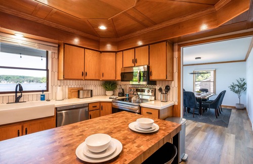 Cadillac House | Stone Ledge Lake Getaway