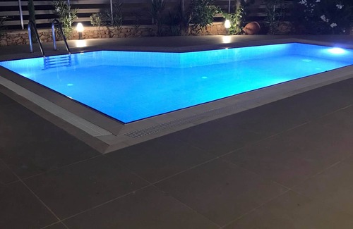 Roussospiti Villa | Stone lion luxury Villa