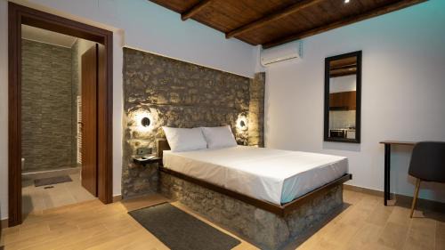 Kastraki Apartment | Stone Manor 2