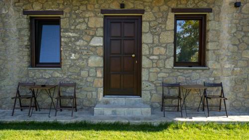 Kastraki Apartment | Stone Manor