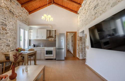 Pigi House | Stone Project 2