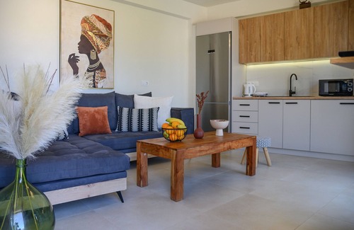 Pigi Villa | Stone Project