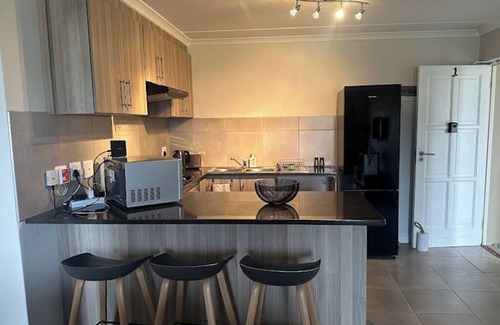 Kraaifontein Apartment | Stone Ridge Haven: Spacious 2-Bedroom Apartment for All Stays!