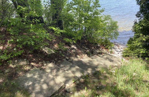 Sturgeon Bay Cabin | Stone's Throw Cabin - Bay Waterfront, New Build 2024