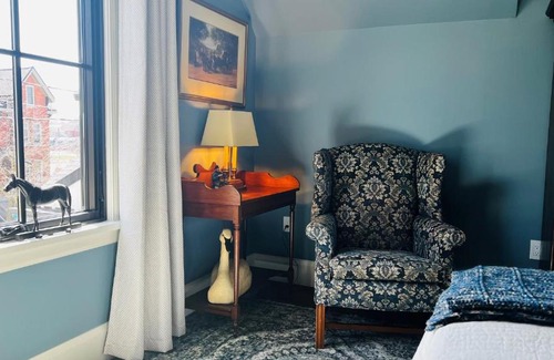 Stratford House | Stone's Throw Stratford