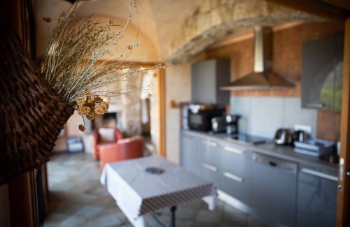 Corbara Villa | Stone villa 7min walk from the beach, in estate with heated pool